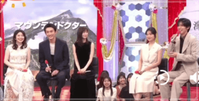 岡崎紗絵さんと目黒蓮さんの共演